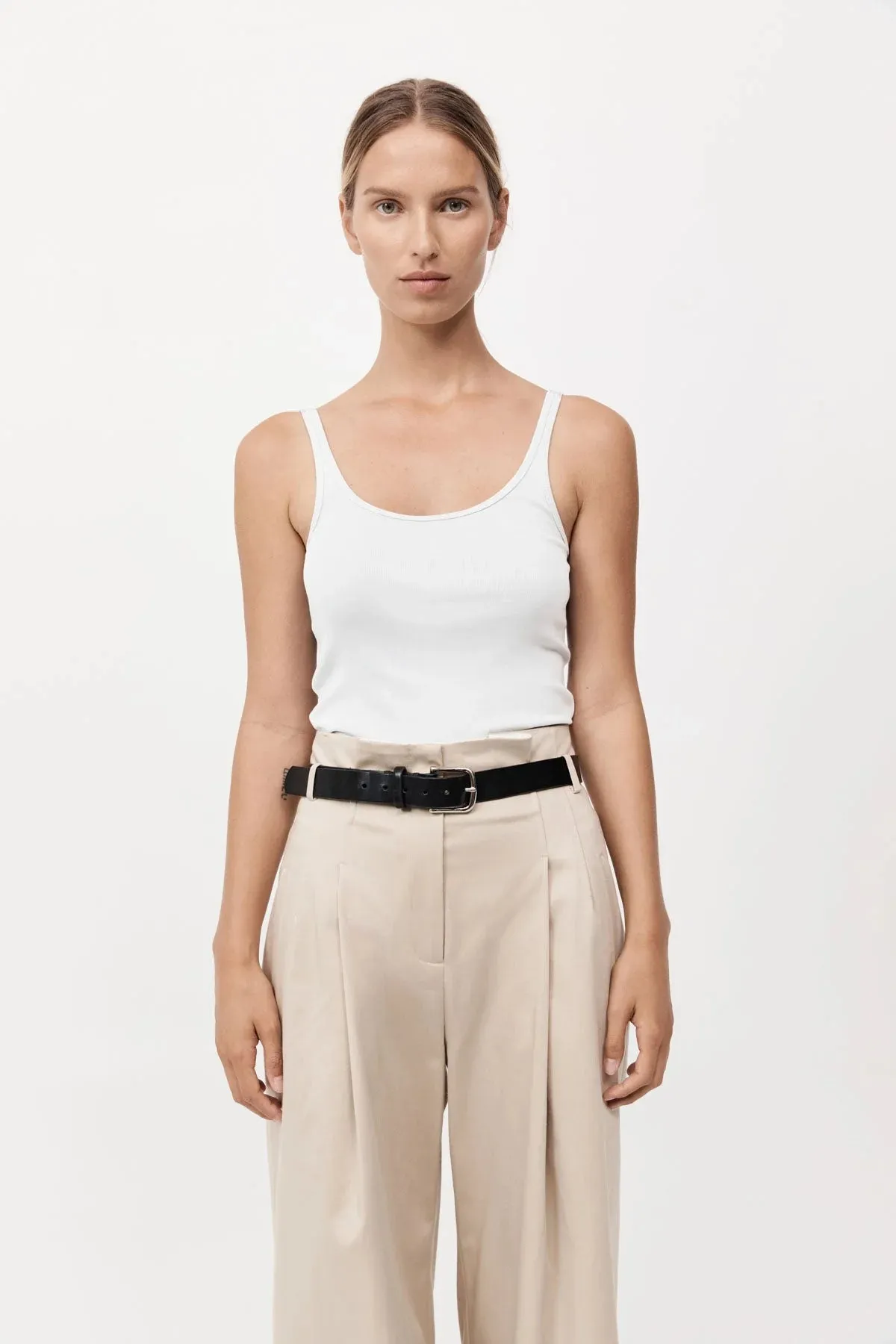 Organic Cotton Slim Scoop Tank - White